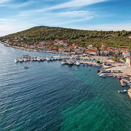 Holiday home Cozy Home In Kaprije With Sauna *