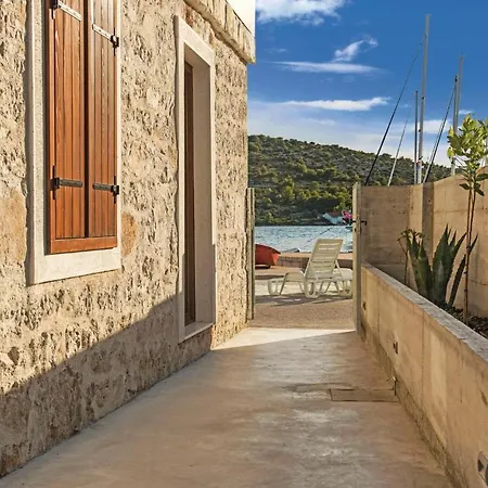 Cozy In With Sauna Kaprije