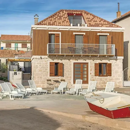 Cozy In With Sauna Kaprije