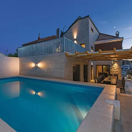 9 Bedroom Lovely Home In Kaprije Kaprije