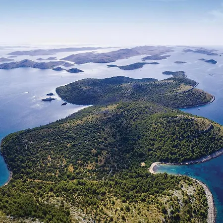 Casa de Férias Cozy In With Sauna Kaprije