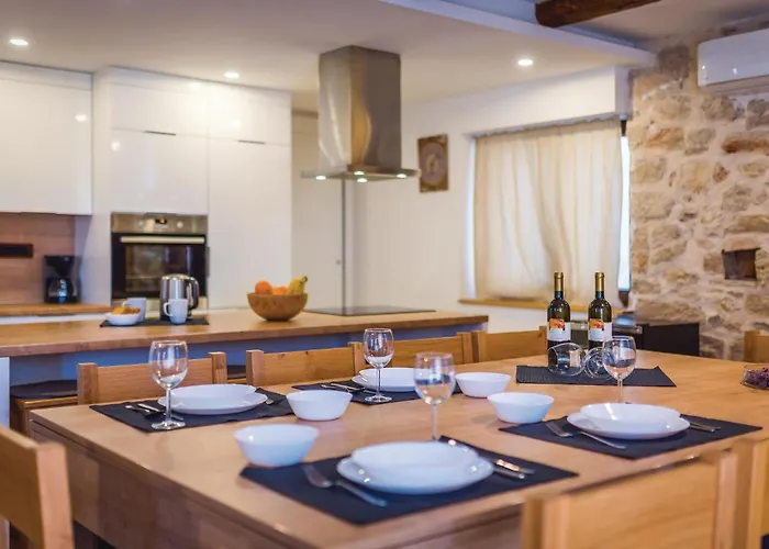 Vakantiehuis Cozy In With Sauna